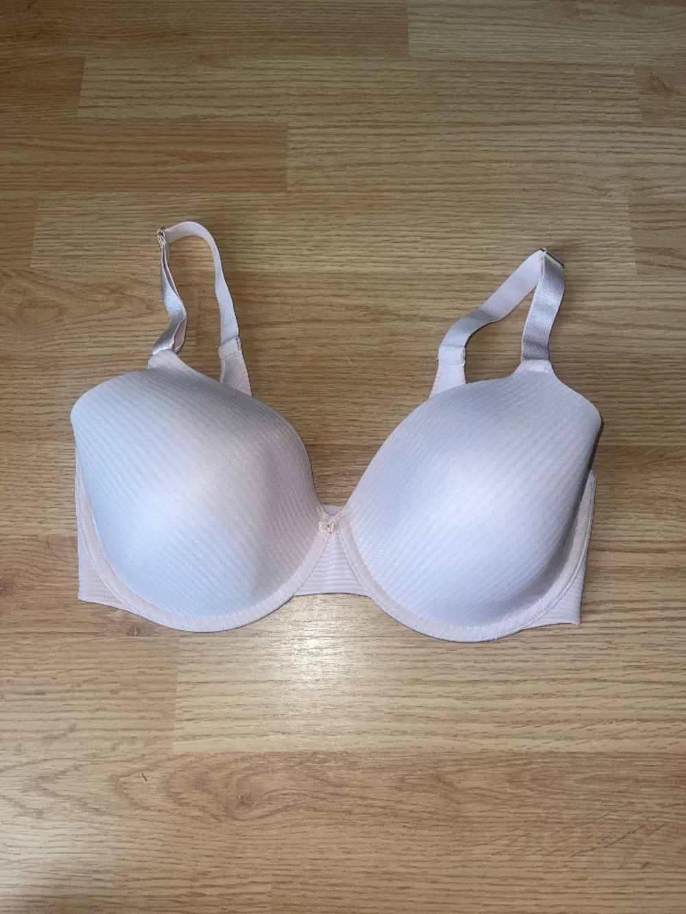 Vanity Fair Lightly Padded Soft Pink Striped Bra Size 34DD